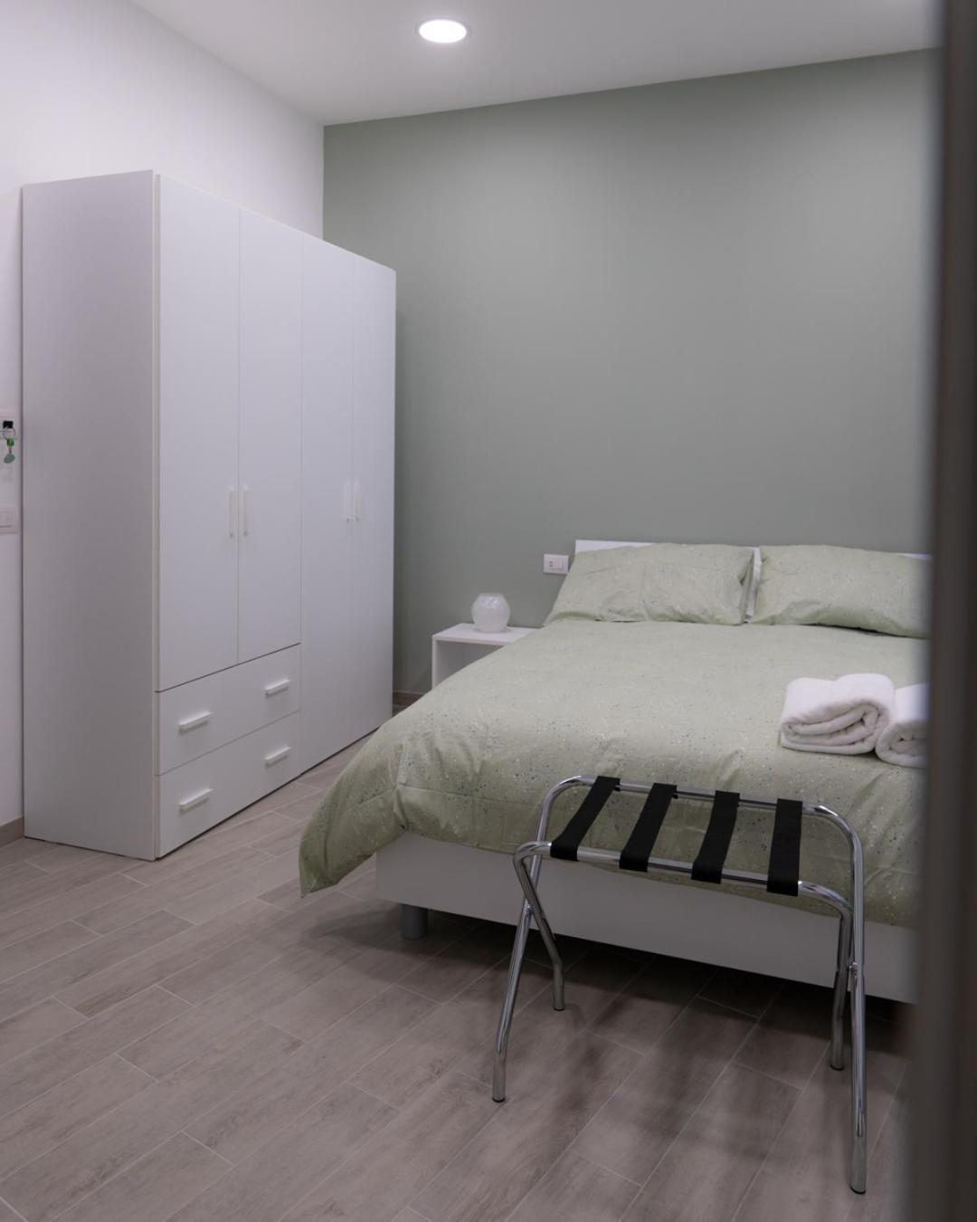 ホテル Dimora Cavour ナポリ 部屋 写真